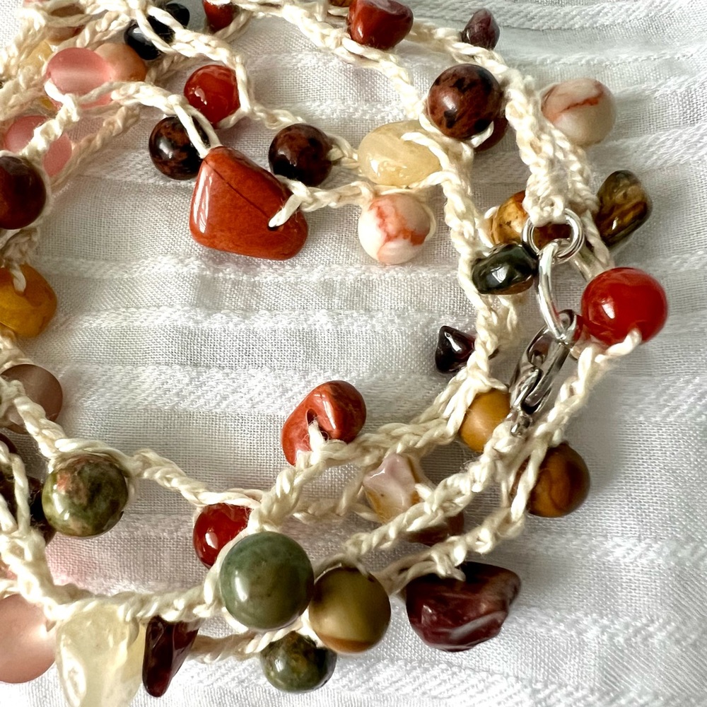 Handmade 28” precious stone necklace - Mahogany